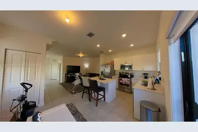11721 SW 245th Ter, Homestead, FL 33032 - Photo 5