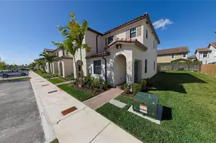 11721 SW 245 Ter, Homestead, FL 33032 - Photo 3