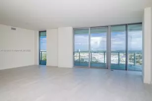 2000 Metropica Wy, Sunrise, FL 33323 - Photo 15