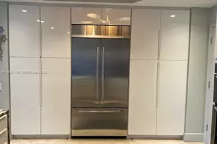 10 Edgewater Dr, Coral Gables, FL 33133 - Photo 9