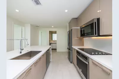 2000 Metropica Way #2509, Sunrise, FL 33323 - Photo 9