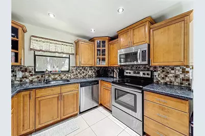 16475 Golf Club Rd #202, Weston, FL 33326 - Photo 11