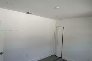 1691 NE 177th St, North Miami Beach, FL 33162 - Photo 15