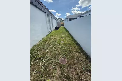 11570 SW 83rd Ter #0, Miami, FL 33173 - Photo 27