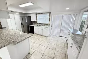 11570 SW 83rd Terrace, Miami, FL 33173 - Photo 13