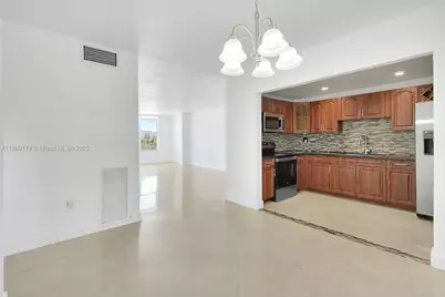 1475 NE 125th Ter #408H, North Miami, FL 33161 - Photo 3