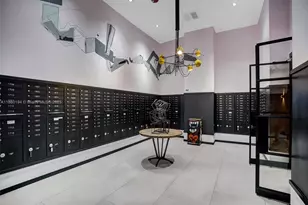 121 NE 34th St, Miami, FL 33137 - Photo 53