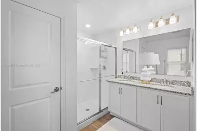 915 Overpool Ave, Davenport, FL 33896 - Photo 17