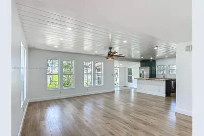 8781 S Lakeshore Dr Floral City, Other City - In The State Of Florida, FL 34436 - Photo 9