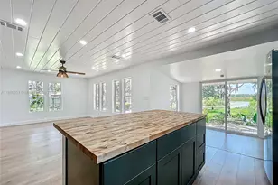 8781 S Lakeshore Dr Floral City, Other City - In The State Of Florida, FL 34436 - Photo 13