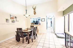 895 SW 120th Way, Davie, FL 33325 - Photo 13
