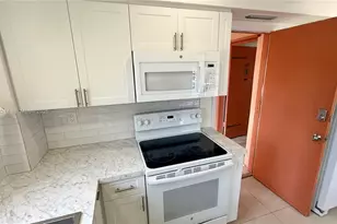 19001 NE 14th Ave, Miami, FL 33179 - Photo 43