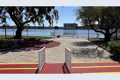 19001 NE 14th Ave #145, Miami, FL 33179 - Photo 49