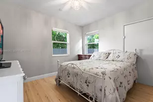 201 Flagler Dr, Miami Springs, FL 33166 - Photo 17