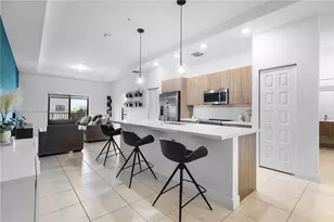 7905 NW 104th Ave, Doral, FL 33178 - Photo 1