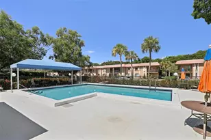 195 Lakeview Dr, Weston, FL 33326 - Photo 31