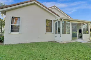 1485 W Lacosta Dr W, Pembroke Pines, FL 33027 - Photo 63
