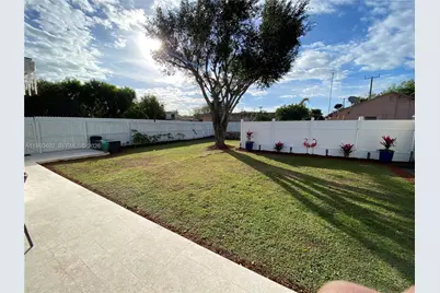 3781 Riedel Ave, Palm Springs, FL 33461 - Photo 23