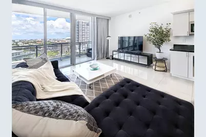 92 SW 3rd St #1908, Miami, FL 33130 - Photo 5