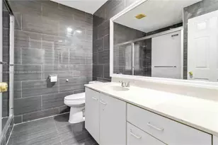 1958 NW 100th Ave, Pembroke Pines, FL 33024 - Photo 19