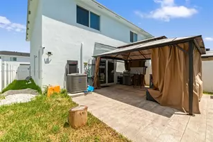 610 NW 11th Ave, Florida City, FL 33034 - Photo 23