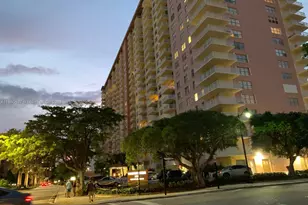 251 174th St, Sunny Isles Beach, FL 33160 - Photo 1