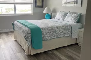 400 Kings Point Dr, Sunny Isles Beach, FL 33160 - Photo 7