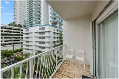 677 NE 24th St #207, Miami, FL 33137 - Photo 5