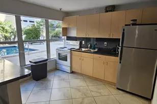 677 NE 24th St, Miami, FL 33137 - Photo 19