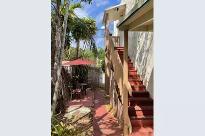 1309 SE 1st St #3, Fort Lauderdale, FL 33301 - Photo 3