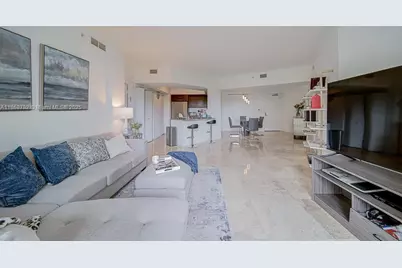 19900 E Country Club Dr #308, Aventura, FL 33180 - Photo 25