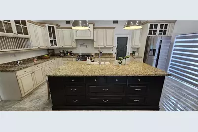 19922 NW 88th Ave, Miami, FL 33018 - Photo 3