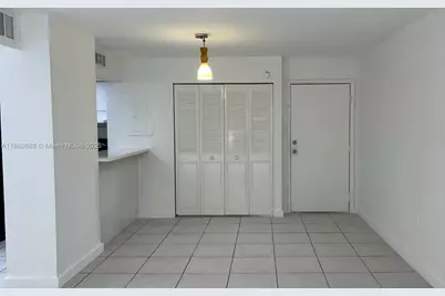 8860 Fontainebleau Blvd #403, Miami, FL 33172 - Photo 1
