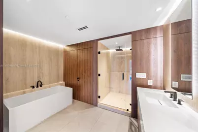 785 Crandon Blvd #303, Key Biscayne, FL 33149 - Photo 25