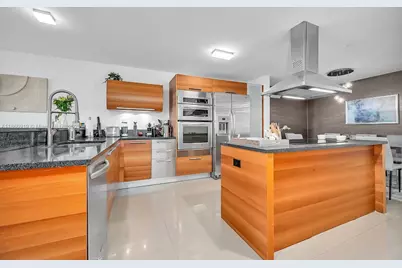 2950 NE 188th St #330, Aventura, FL 33180 - Photo 9