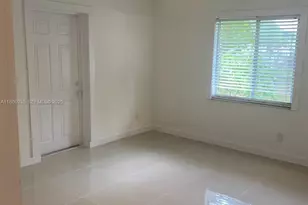 5237 Warren St, Naples, FL 34113 - Photo 11