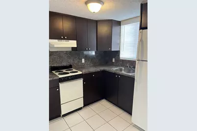 126 SW 21st Ave, Miami, FL 33135 - Photo 13