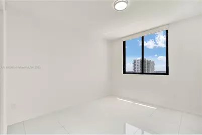 5300 Paseo Blvd #1202, Doral, FL 33166 - Photo 27