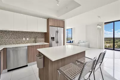 5300 Paseo Blvd #1202, Doral, FL 33166 - Photo 3