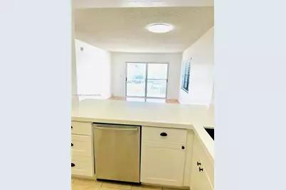 2200 E Hallandale Beach Blvd #207, Hallandale Beach, FL 33009 - Photo 7