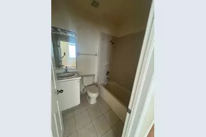 660 SE 2nd St #0, Homestead, FL 33030 - Photo 9