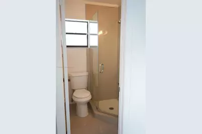 2800 S University Dr #2A, Davie, FL 33328 - Photo 11