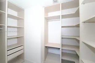 700 NE 24th St, Miami, FL 33137 - Photo 13