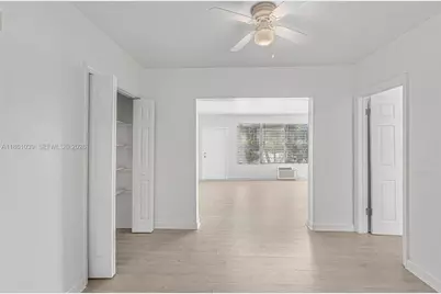 8031 Hawthorne Ave, Miami Beach, FL 33141 - Photo 11