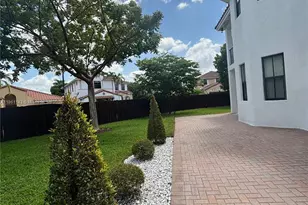 9713 NW 8th Terrace, Miami, FL 33172 - Photo 7