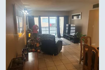 8889 Fontainebleau Blvd #204, Miami, FL 33172 - Photo 3