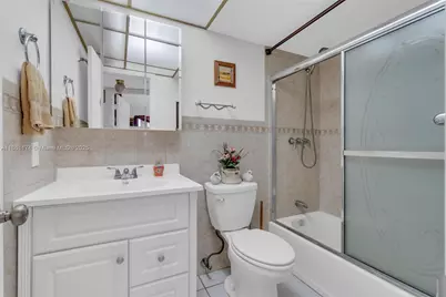 2651 E Sunrise Lakes Dr #104, Sunrise, FL 33322 - Photo 19