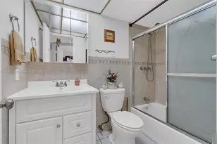 2651 E Sunrise Lakes Dr, Sunrise, FL 33322 - Photo 19