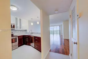 1780 NE 191st St, Miami, FL 33179 - Photo 5