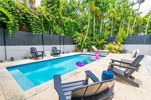 520 SW 22nd Rd, Miami, FL 33129 - Photo 1